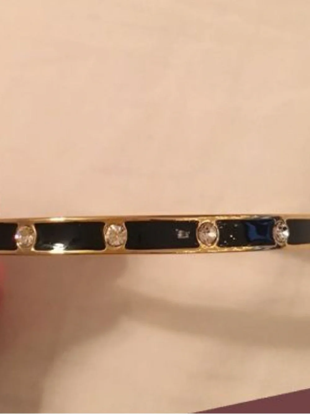 Kate spade set in stone hinged bangle